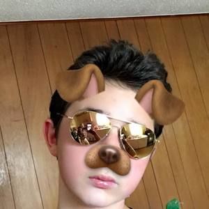 Meet your Posher, Dewane